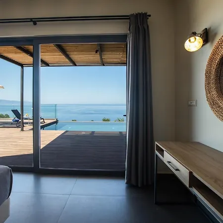 Villa Lefka With Private Infinity Pool & Panoramic Sea Views Πλατείες